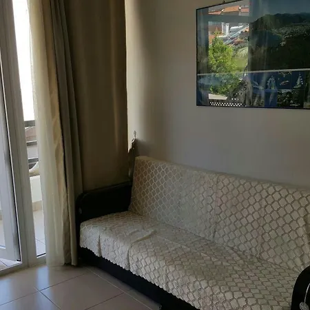 Apartahotel Grass *
