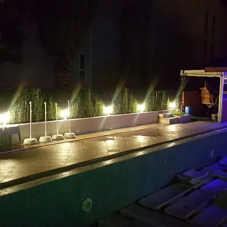Apartahotel Grass *